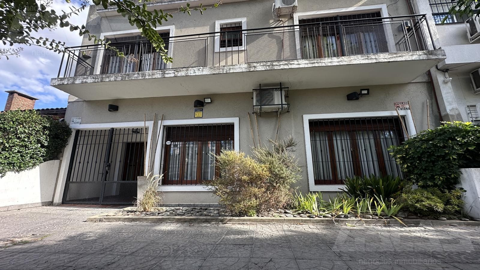 HOUSE | 5 ROOMS | SWIMMING POOL | GARAGE | CASTELAR NORTE
