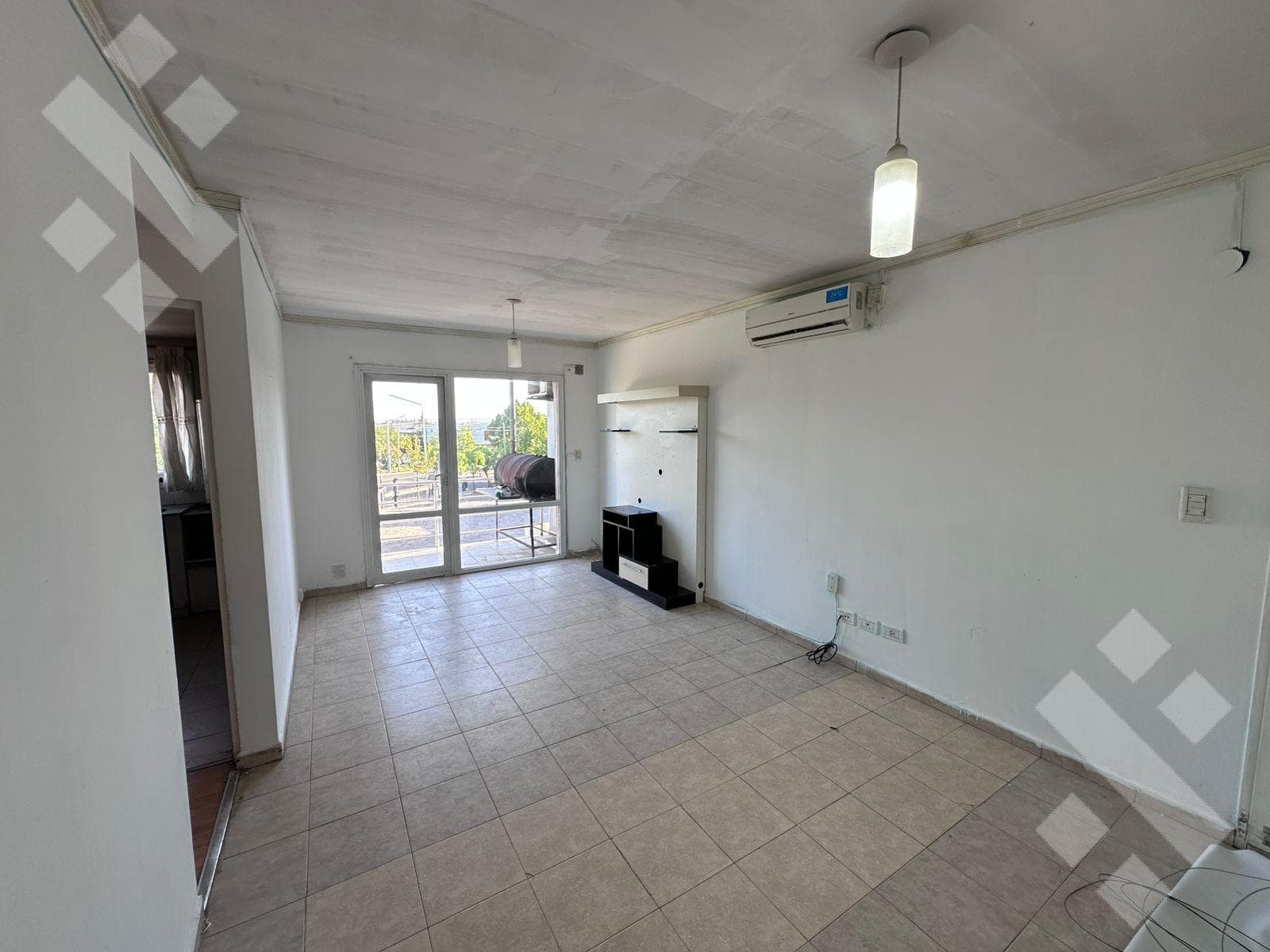 For Sale: 2-Bedroom Apartment, Av. Huilen, Neuquén