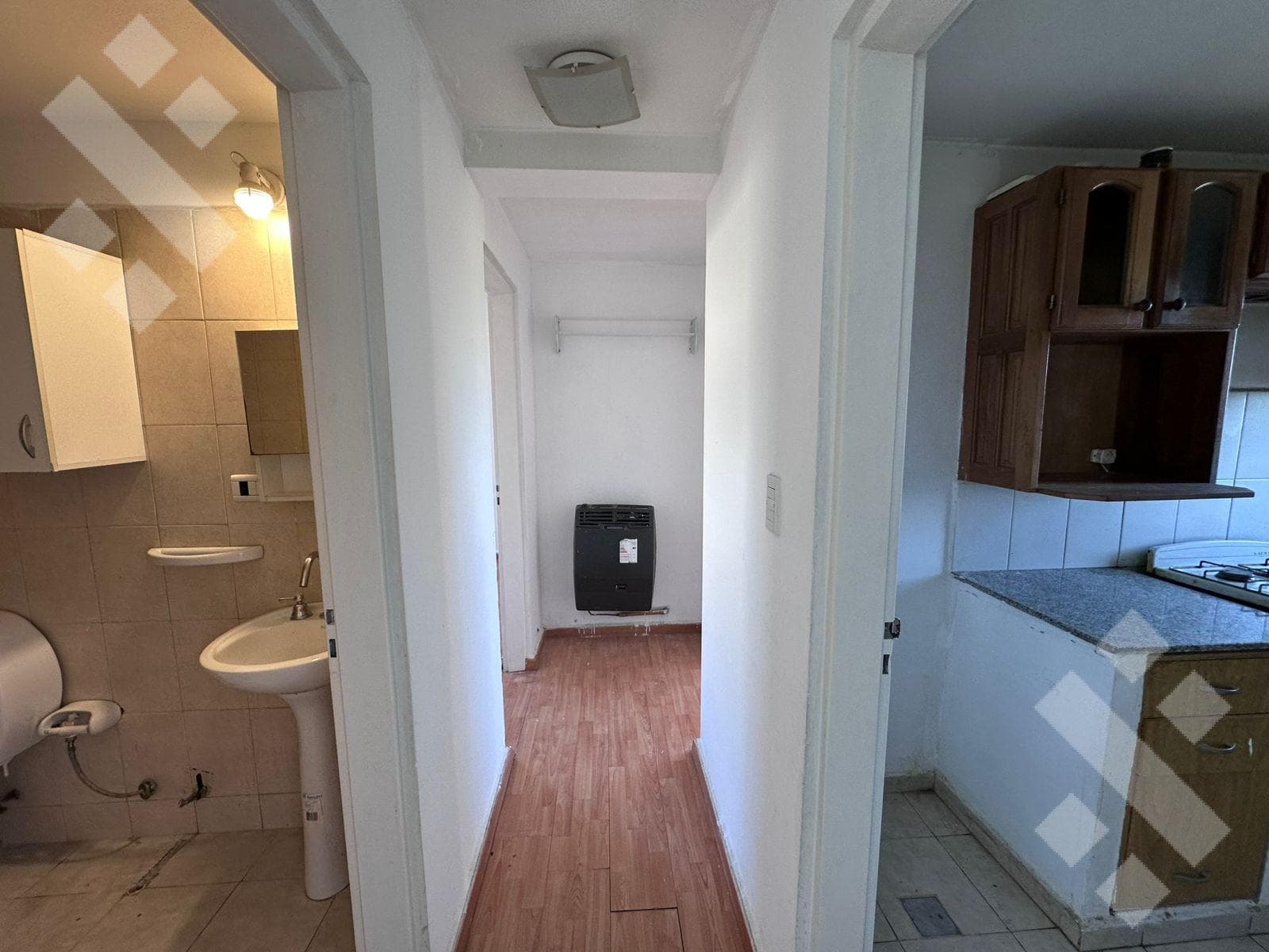 For Sale: 2-Bedroom Apartment, Av. Huilen, Neuquén