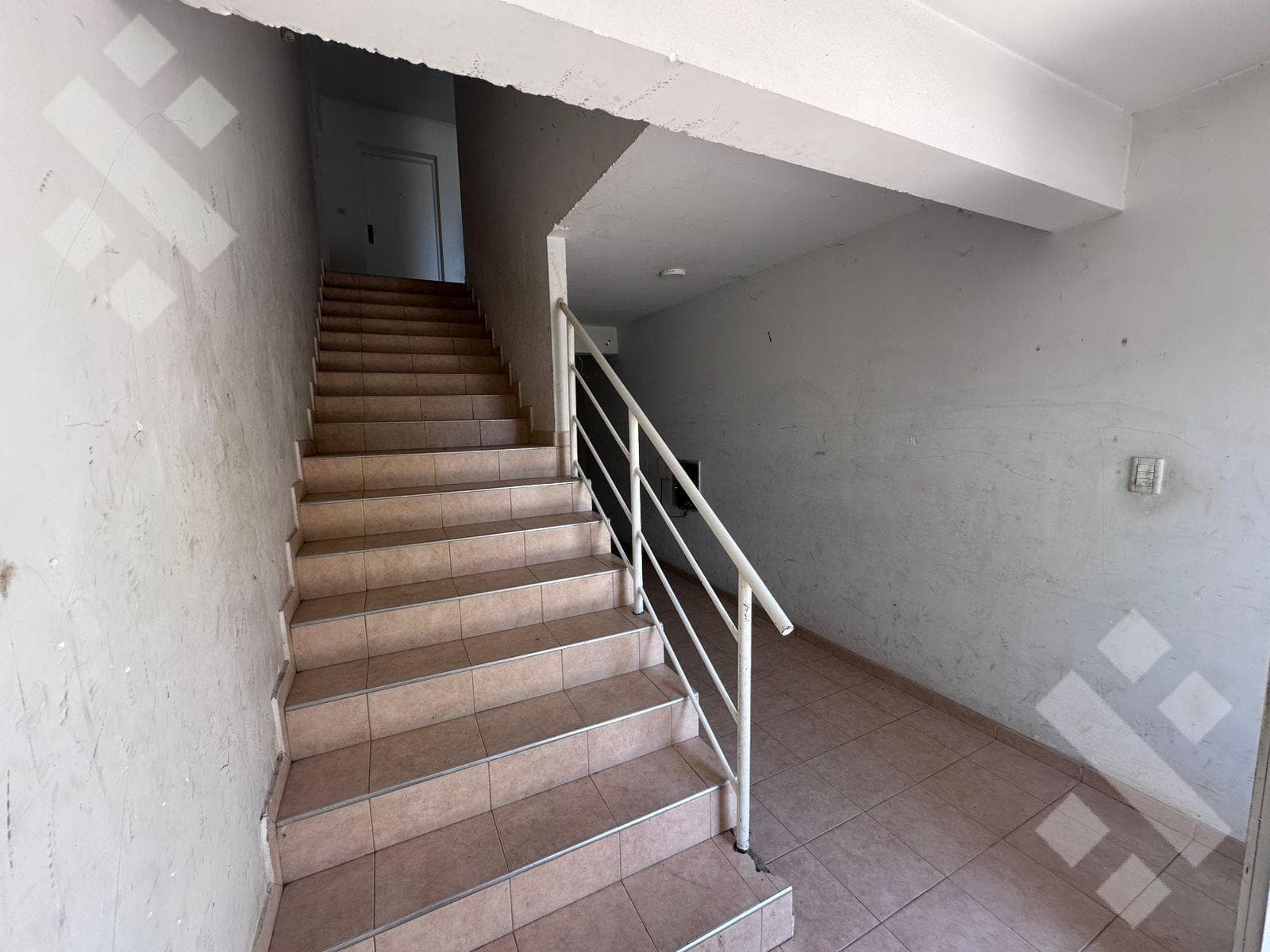 For Sale: 2-Bedroom Apartment, Av. Huilen, Neuquén