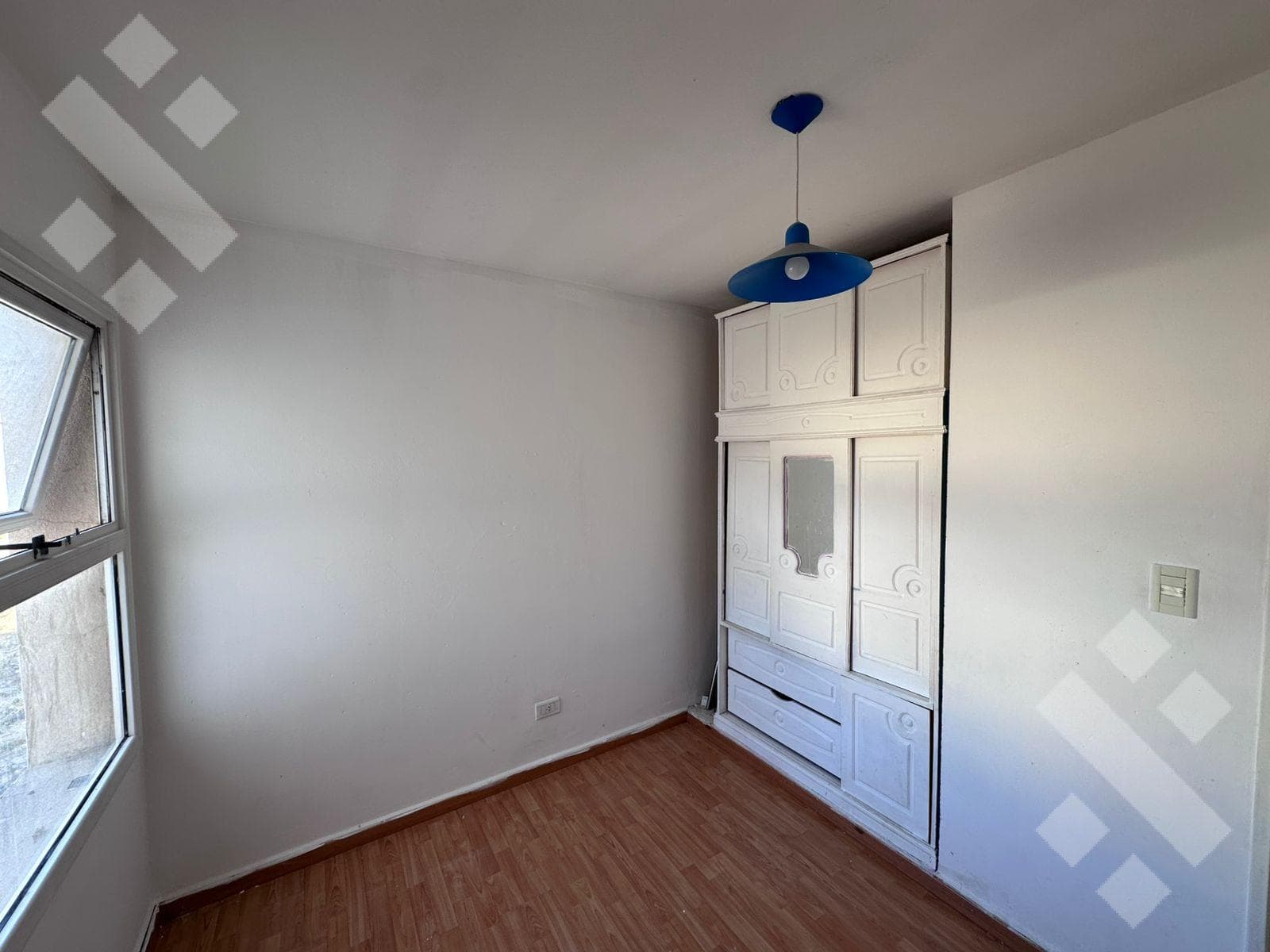 For Sale: 2-Bedroom Apartment, Av. Huilen, Neuquén