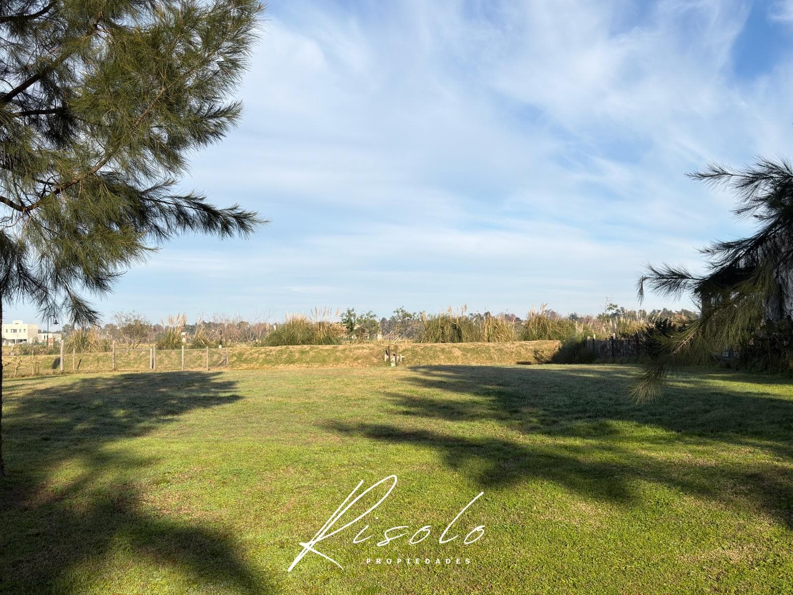 OPPORTUNITY!! Lot for Sale. Gated Community, Perimetral. North Zone, Escobar