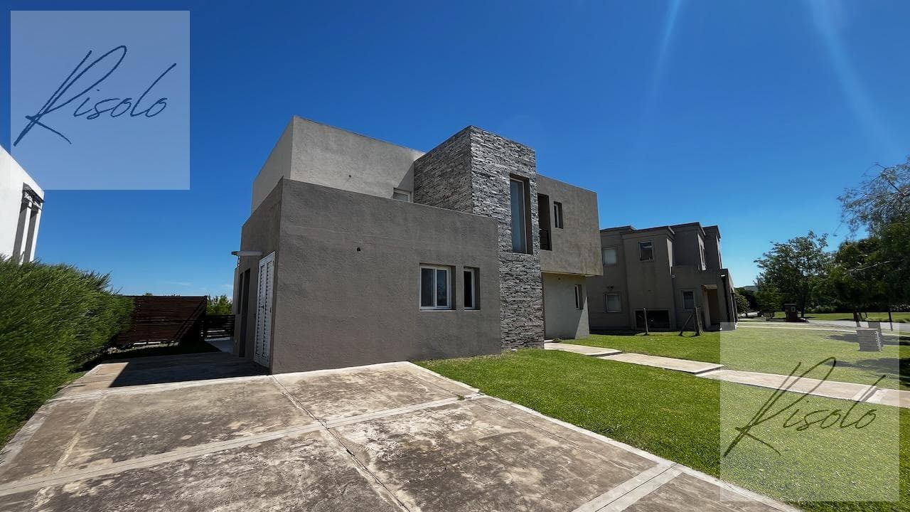 House for Sale in Laguna, 3 bedrooms, pool, gated community, North Zone, Escobar