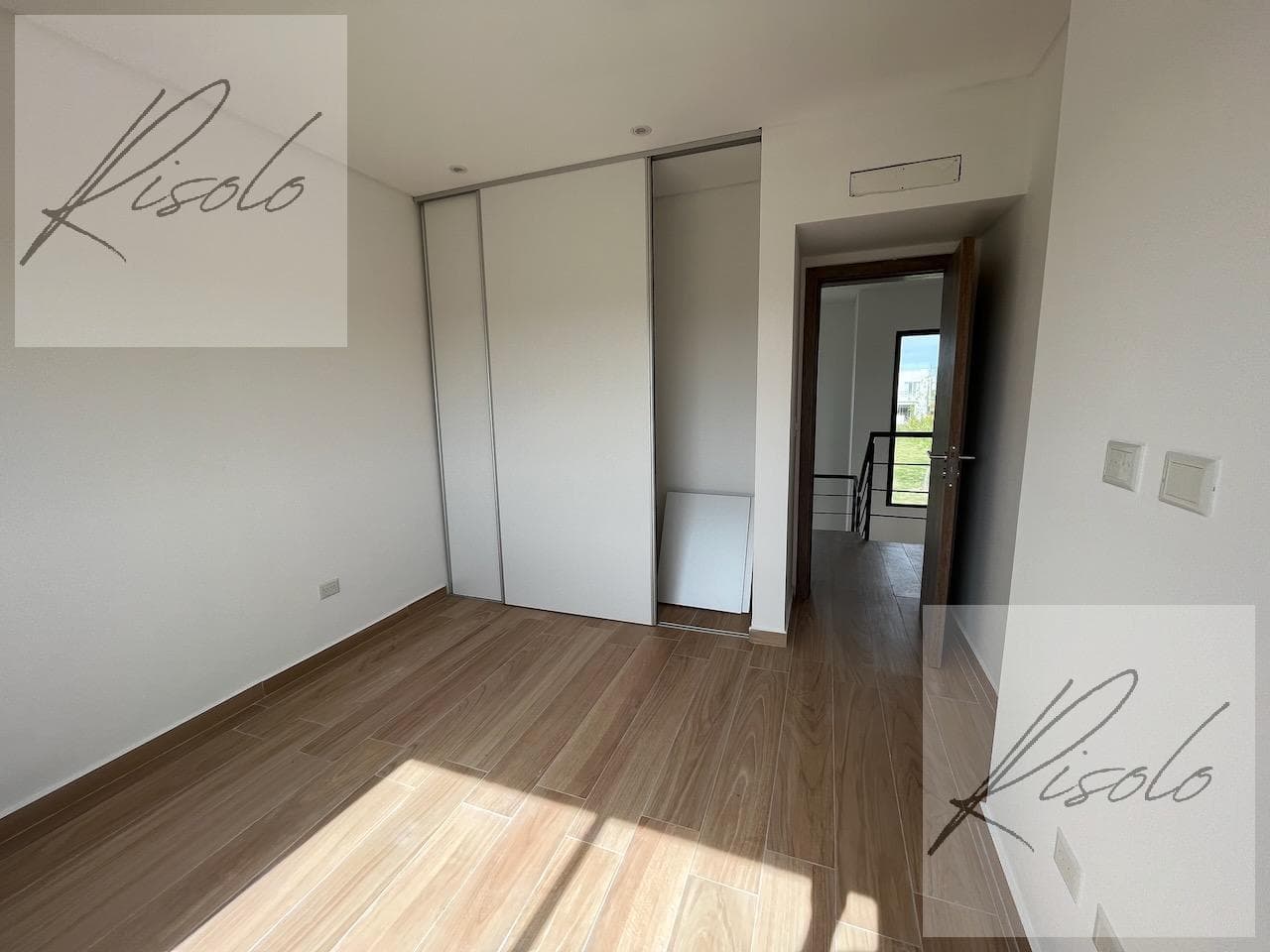 House for Sale, Pool, 3 Bedrooms, Office. Gated Community, Puertos - Araucarias, Escobar