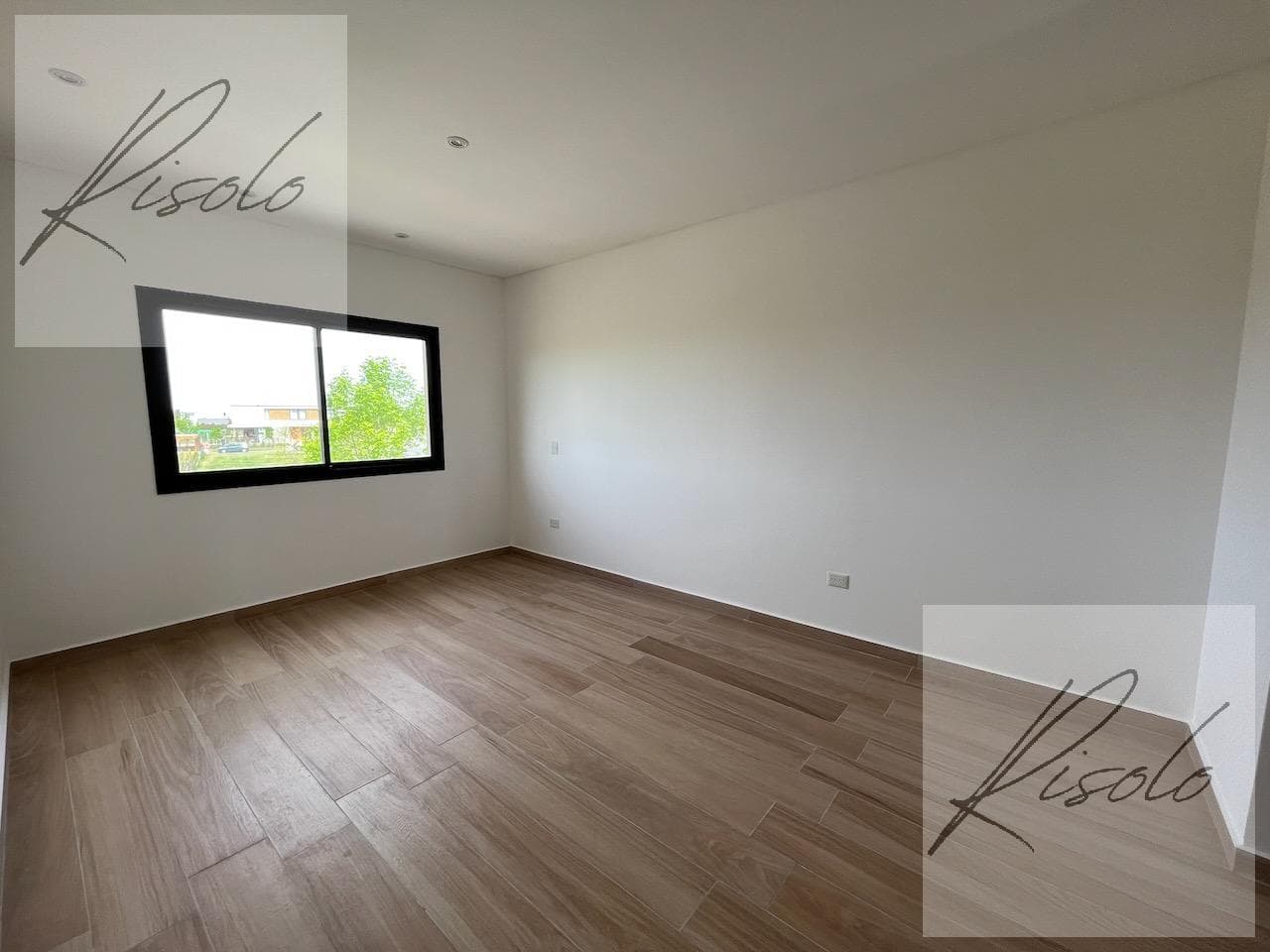 House for Sale, Pool, 3 Bedrooms, Office. Gated Community, Puertos - Araucarias, Escobar