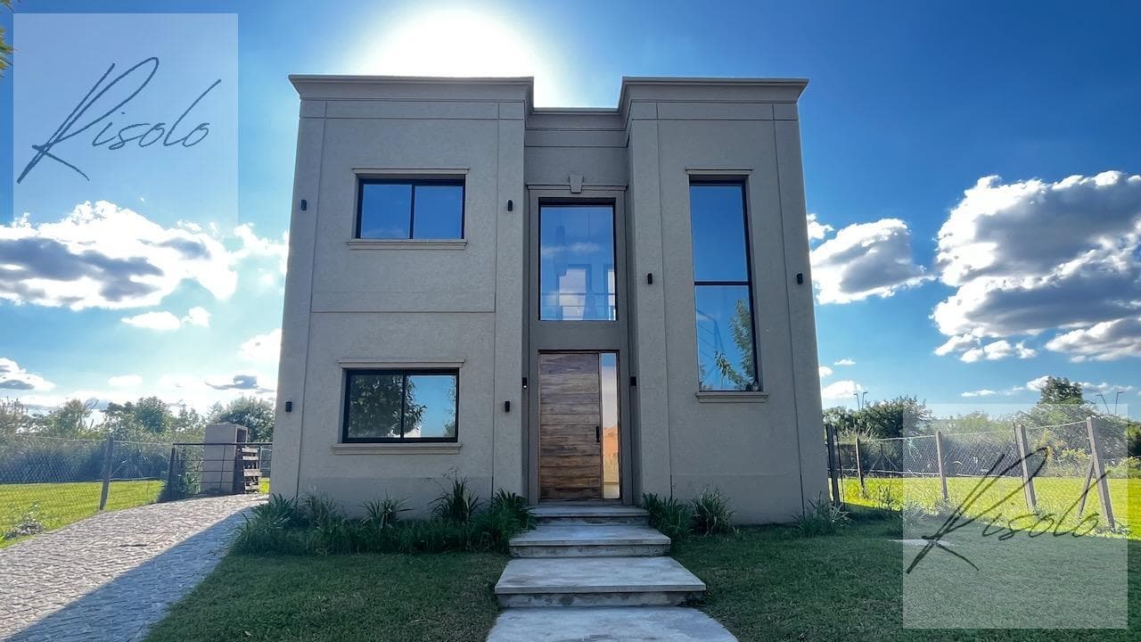 House for Sale, Pool, 3 Bedrooms, Office. Gated Community, Puertos - Araucarias, Escobar