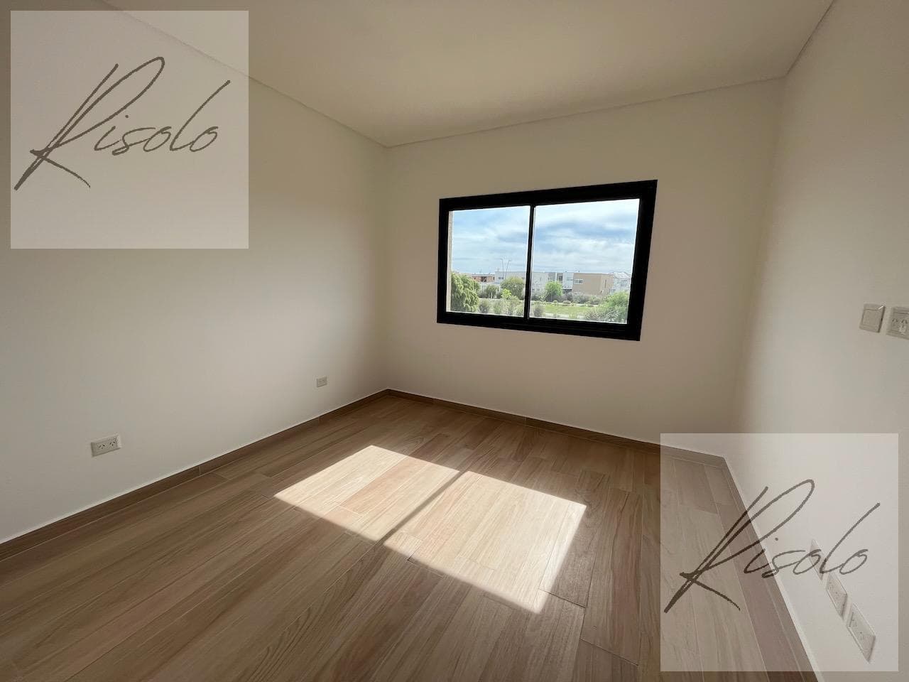 House for Sale, Pool, 3 Bedrooms, Office. Gated Community, Puertos - Araucarias, Escobar
