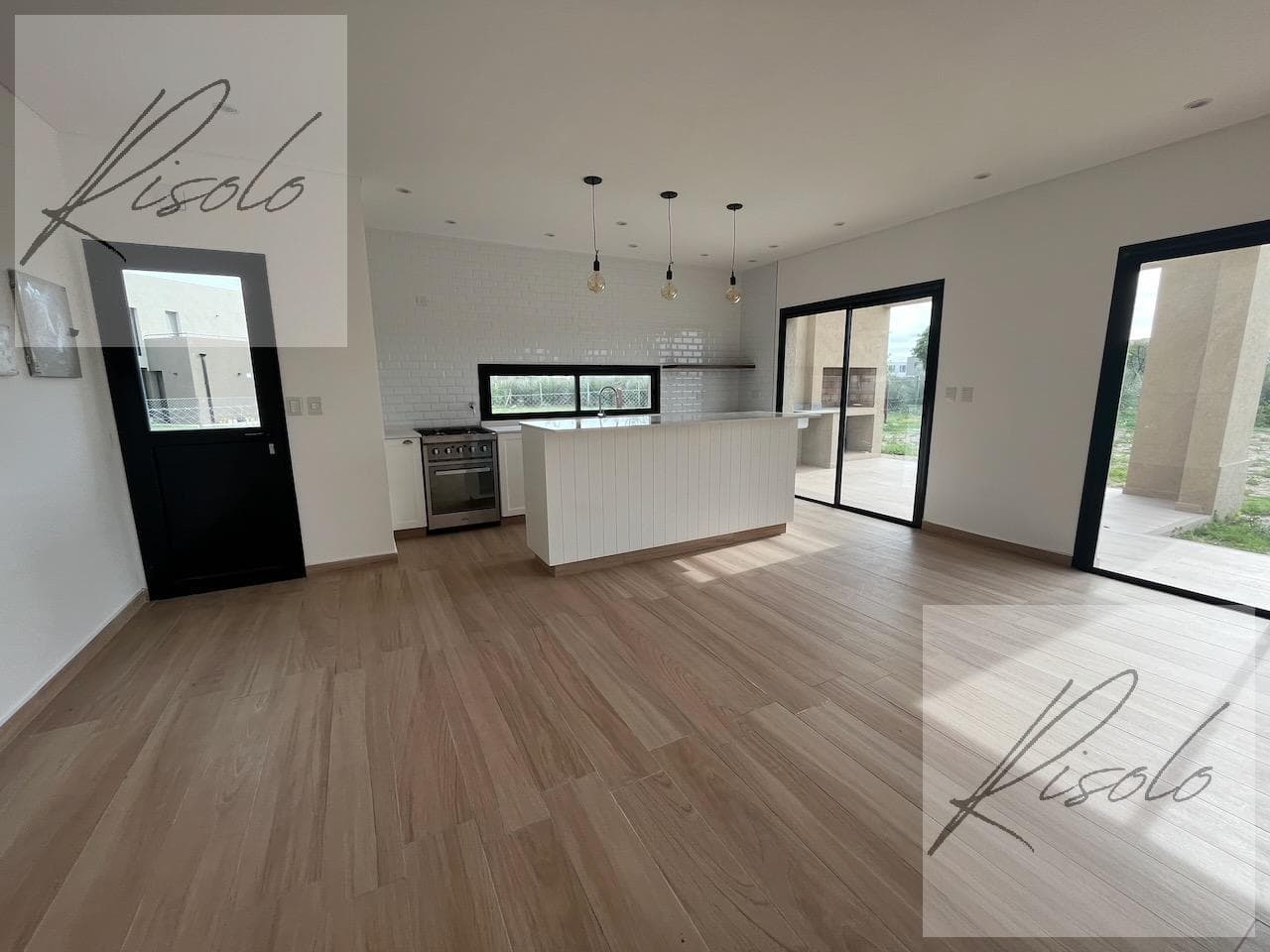 House for Sale, Pool, 3 Bedrooms, Office. Gated Community, Puertos - Araucarias, Escobar