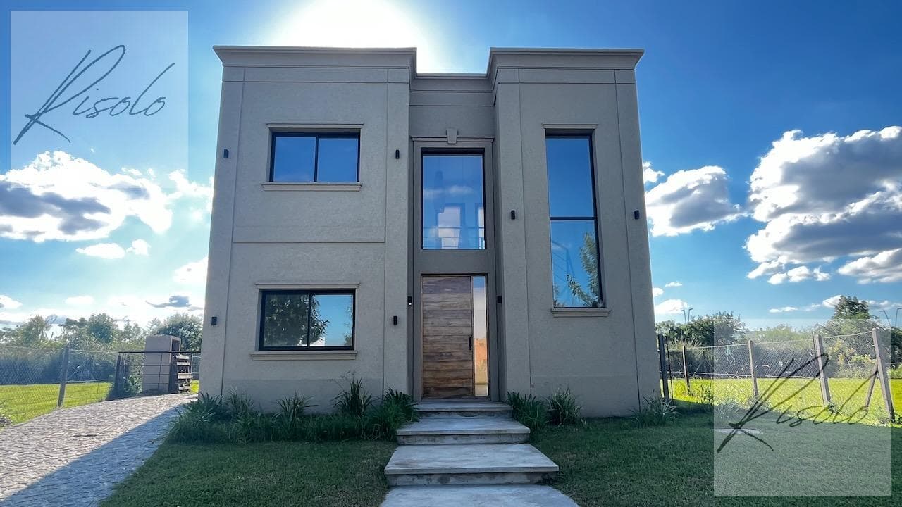House for Sale, Pool, 3 Bedrooms, Office. Gated Community, Puertos - Araucarias, Escobar