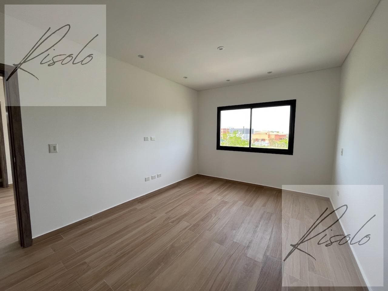 House for Sale, Pool, 3 Bedrooms, Office. Gated Community, Puertos - Araucarias, Escobar