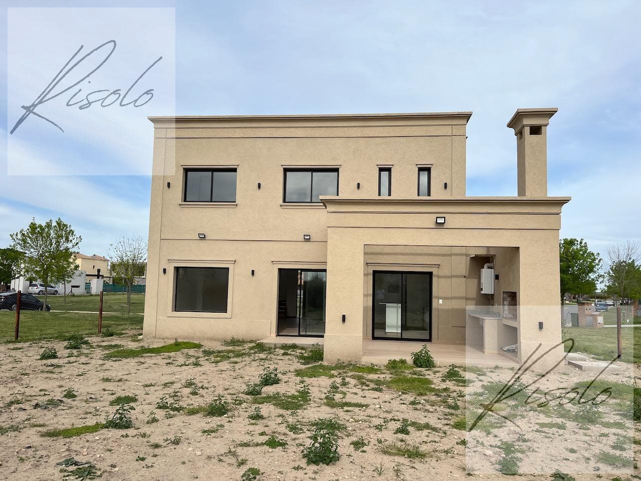 House for Sale, Pool, 3 Bedrooms, Office. Gated Community, Puertos - Araucarias, Escobar