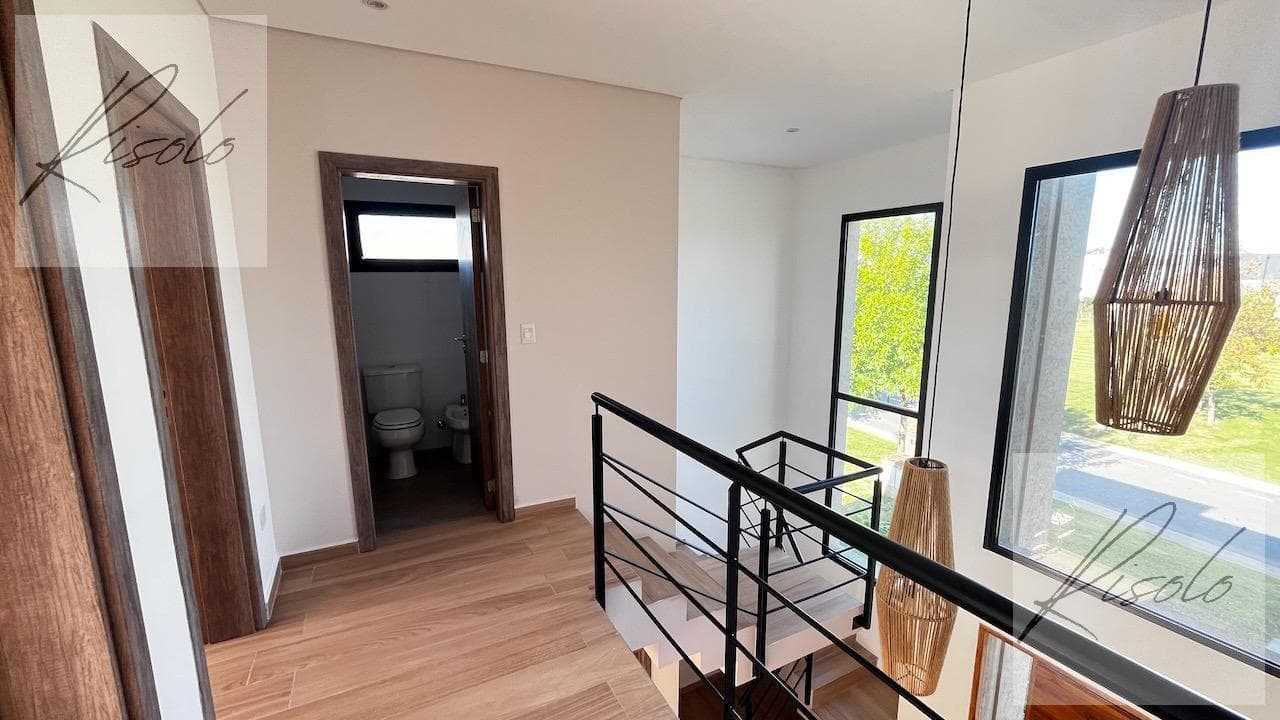 House for Sale, Pool, 3 Bedrooms, Office. Gated Community, Puertos - Araucarias, Escobar