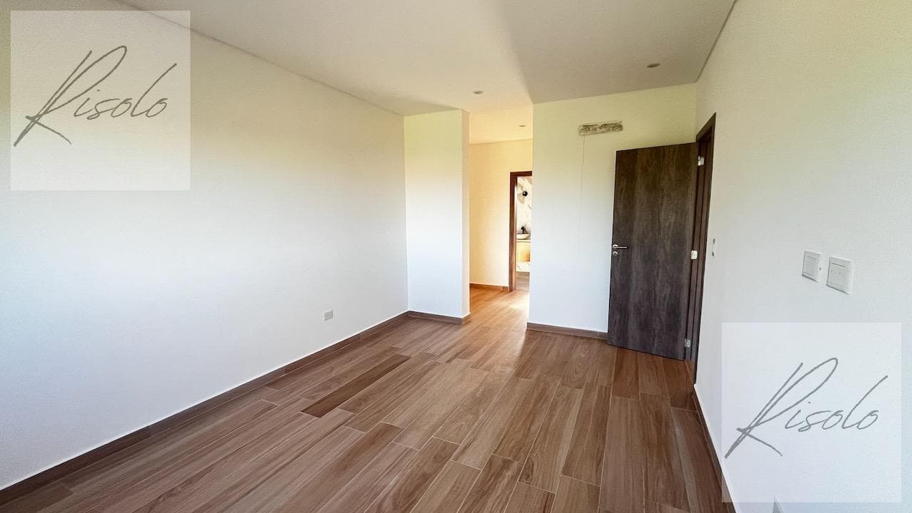 House for Sale, Pool, 3 Bedrooms, Office. Gated Community, Puertos - Araucarias, Escobar