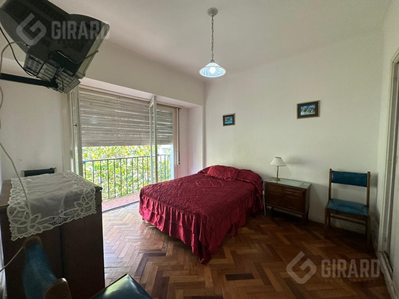 2-room apartment for sale with a reverse floor plan in the Macrocentro area