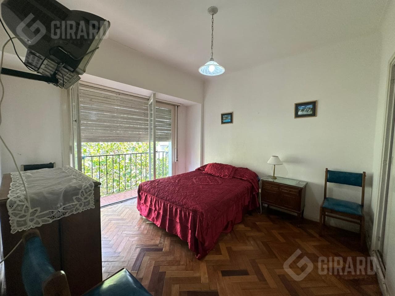 2-room apartment for sale with a reverse floor plan in the Macrocentro area