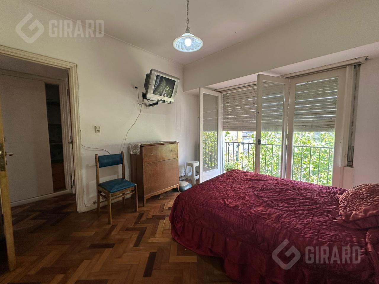 2-room apartment for sale with a reverse floor plan in the Macrocentro area