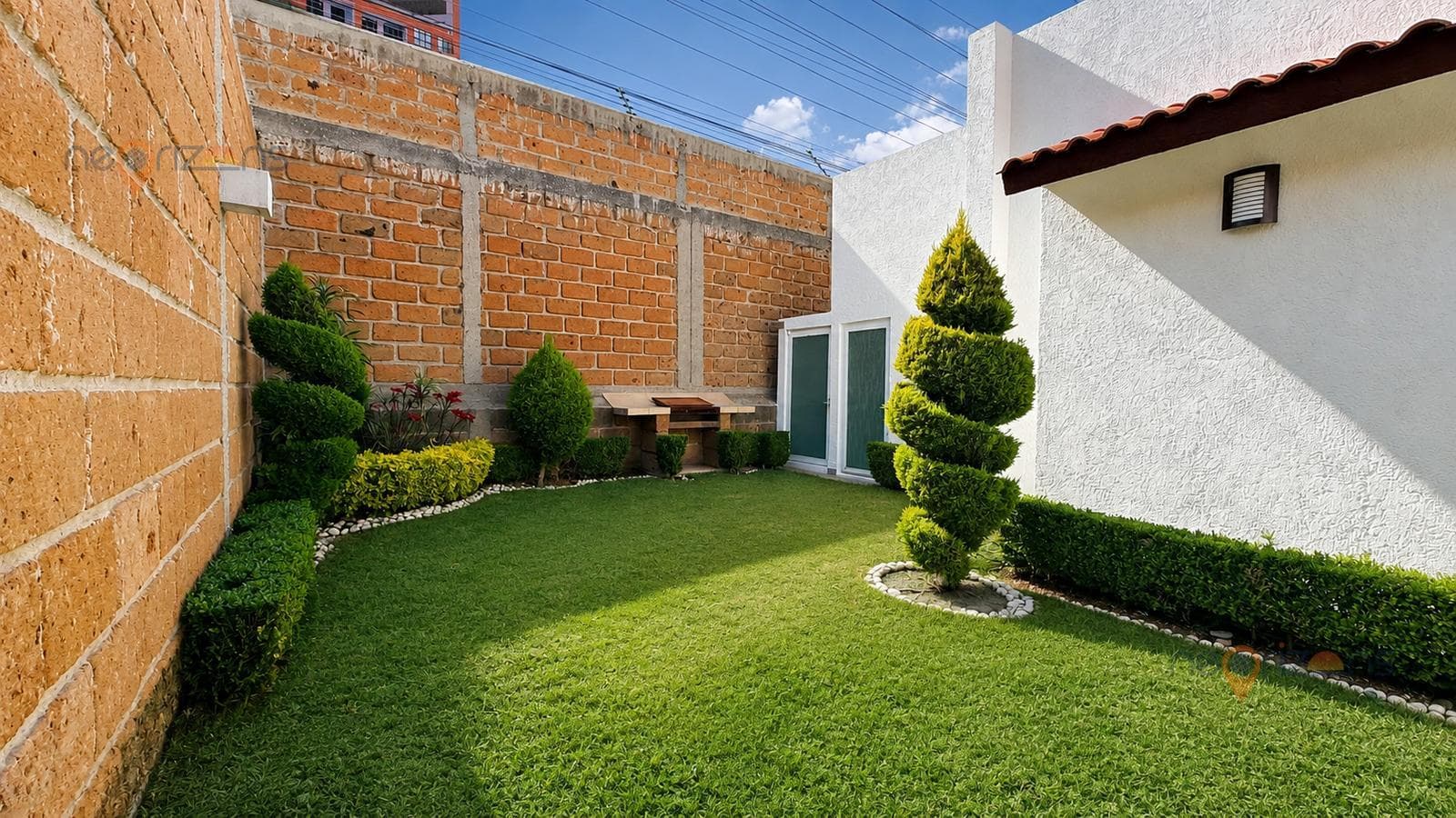 Single-Story Residential Home in the Villantigua Subdivision, 2 Bedrooms
