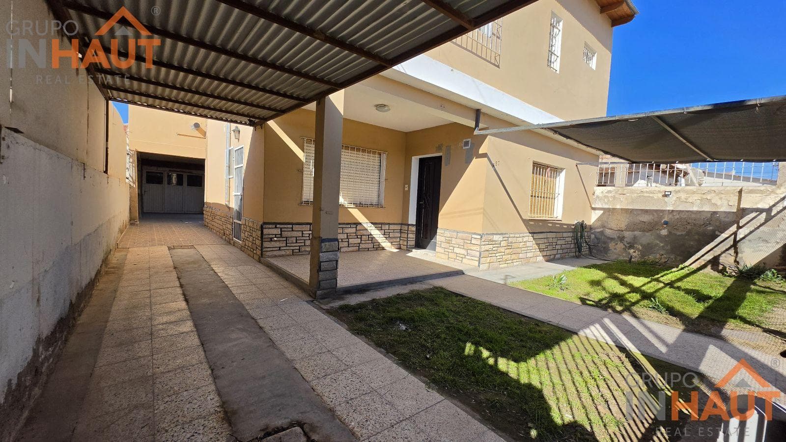 4-bedroom house, 220 m2, B. Luis Piedra Buena, Cipolletti