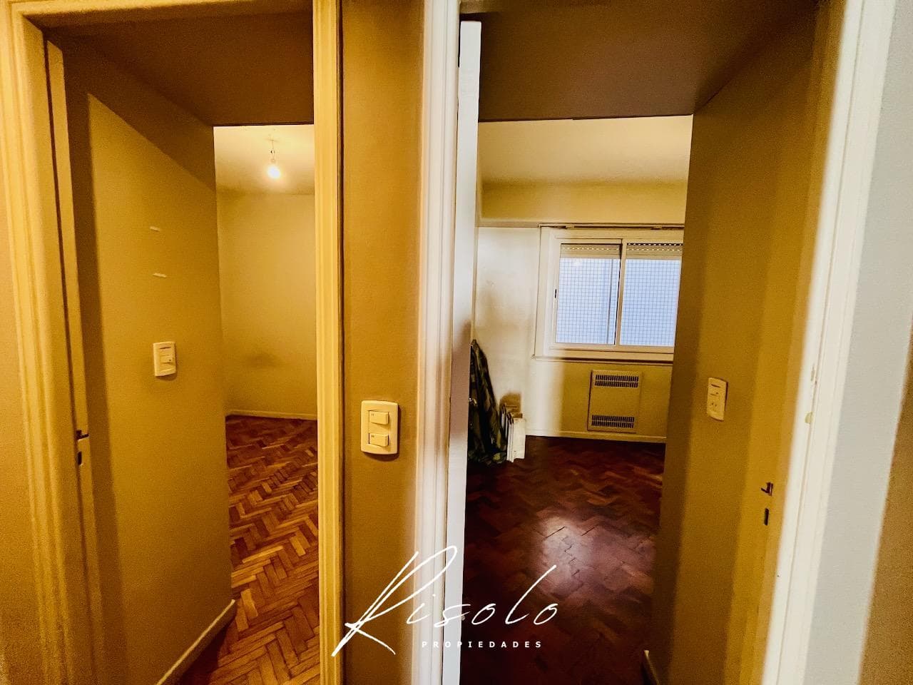 Apartment for Sale, 4 rooms, 3 bedrooms, 2 bathrooms. Kitchen. Utility room. Reciclado, Recoleta