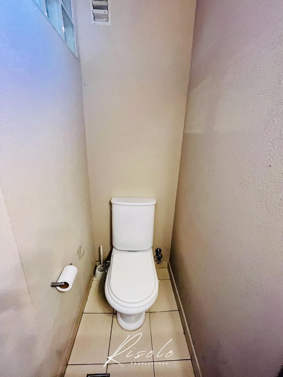 Apartment for Sale, 4 rooms, 3 bedrooms, 2 bathrooms. Kitchen. Utility room. Reciclado, Recoleta