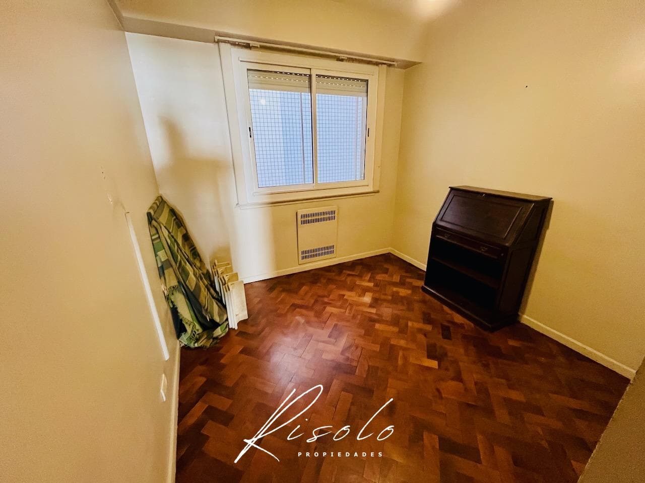 Apartment for Sale, 4 rooms, 3 bedrooms, 2 bathrooms. Kitchen. Utility room. Reciclado, Recoleta