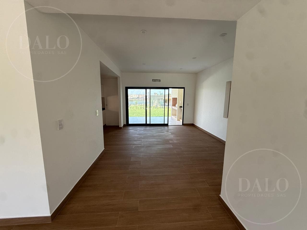 4-Room House for Sale in Santa Lucia