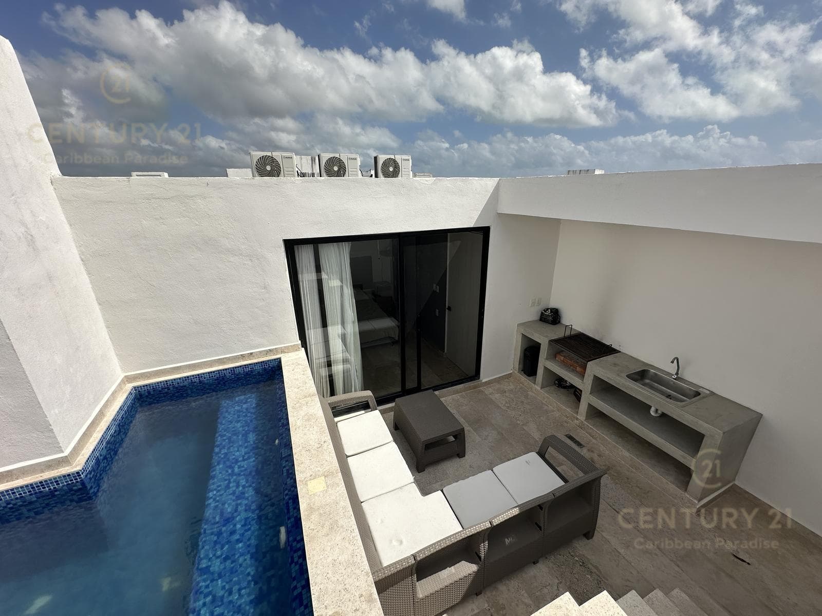 Opportunity: 2-Bedroom/2-Bathroom Lock-Off Penthouse with Private Pool for Sale in Aldea Zama, Tulum P4539