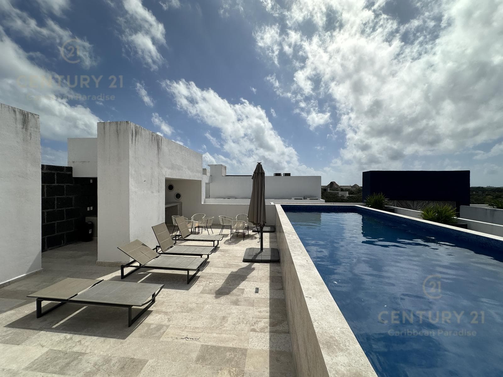 Opportunity: 2-Bedroom/2-Bathroom Lock-Off Penthouse with Private Pool for Sale in Aldea Zama, Tulum P4539
