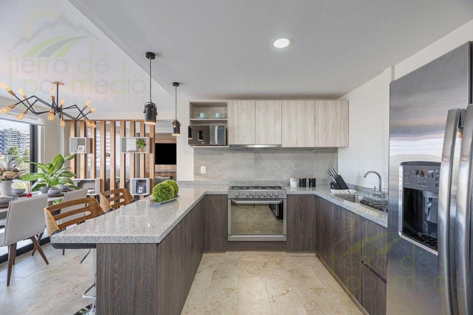 3-Bedroom Apartment (or 2 Bedrooms + TV Room) in Downtown Juriquilla, Querétaro