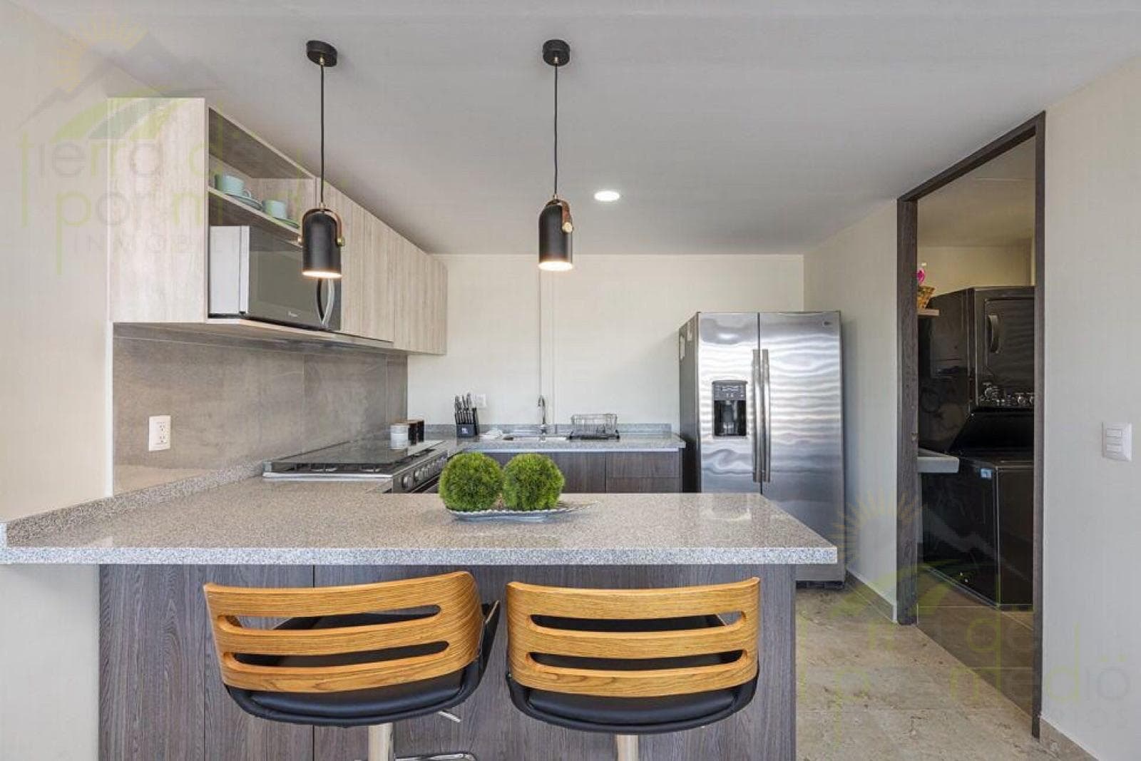 3-Bedroom Apartment (or 2 Bedrooms + TV Room) in Downtown Juriquilla, Querétaro