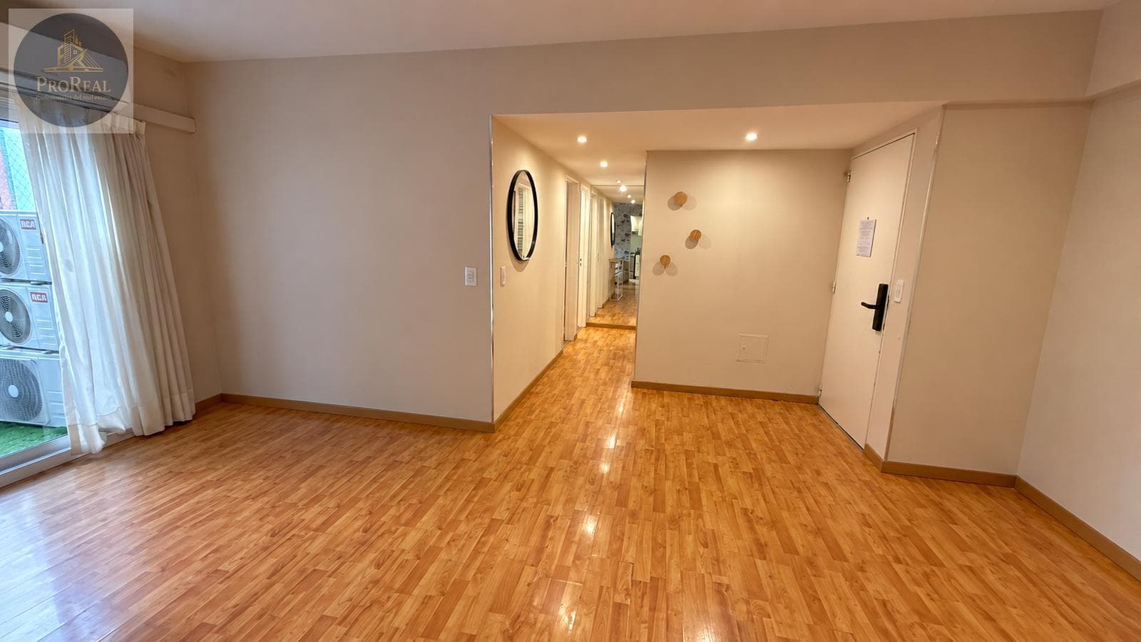 FURNISHED 3-room apartment