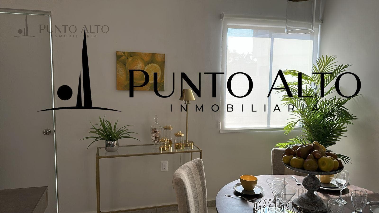 HOUSE FOR SALE IN JARDINES DE CHAMPAYAN, JUST A FEW STEPS FROM THE BYPASS