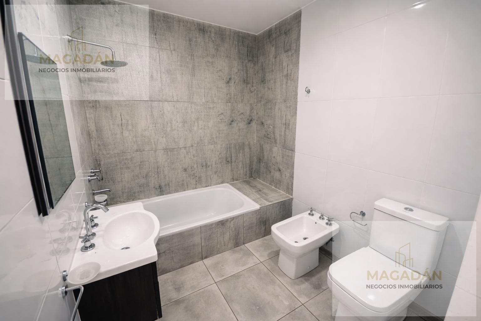 For Rent—Studio Apartment, 36 m², Front-Facing, Ground Floor, Villa Luzuriaga
