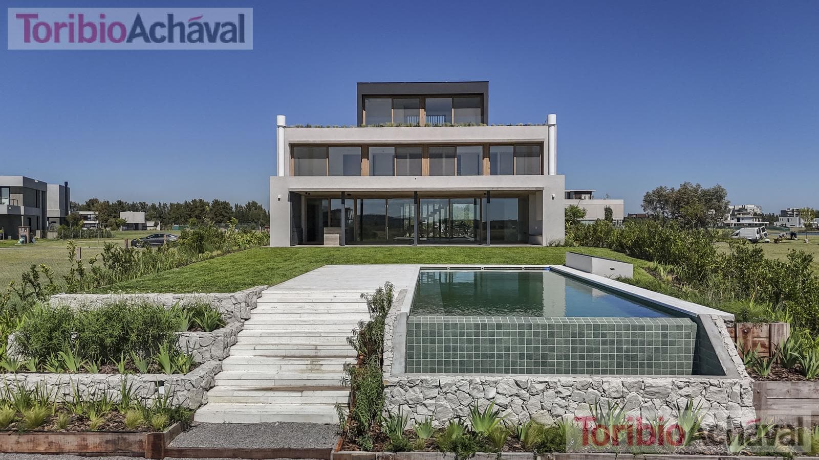 Brand-new, waterfront, premium home with 9 rooms for sale in Los Puentes, Nordelta