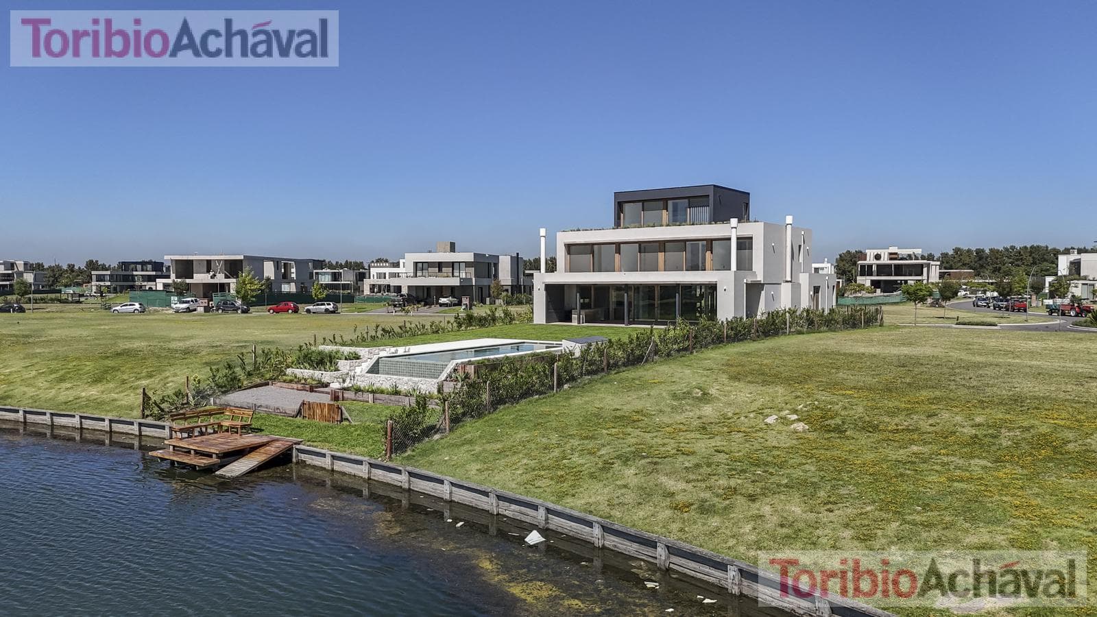 Brand-new, waterfront, premium home with 9 rooms for sale in Los Puentes, Nordelta