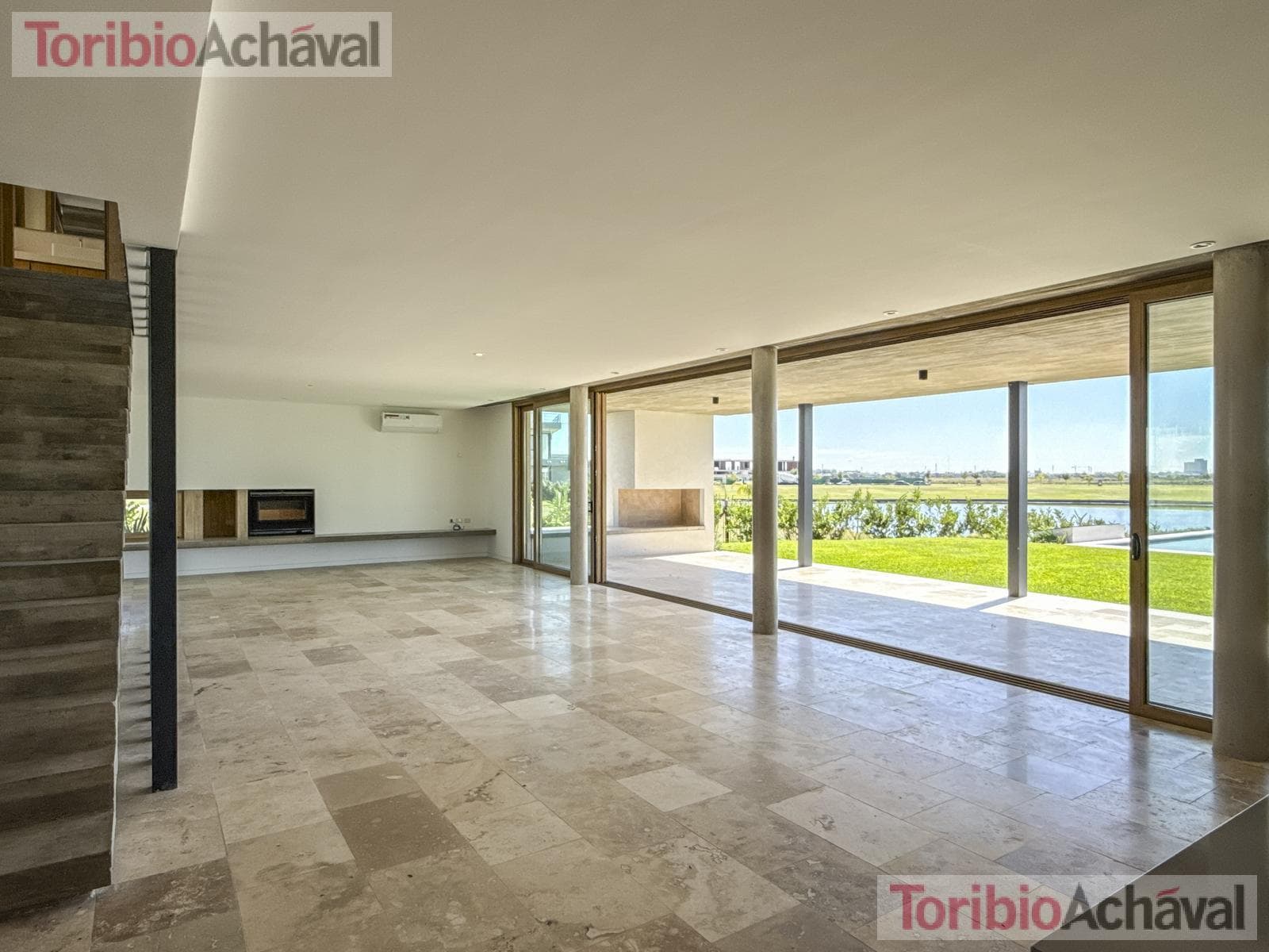 Brand-new, waterfront, premium home with 9 rooms for sale in Los Puentes, Nordelta
