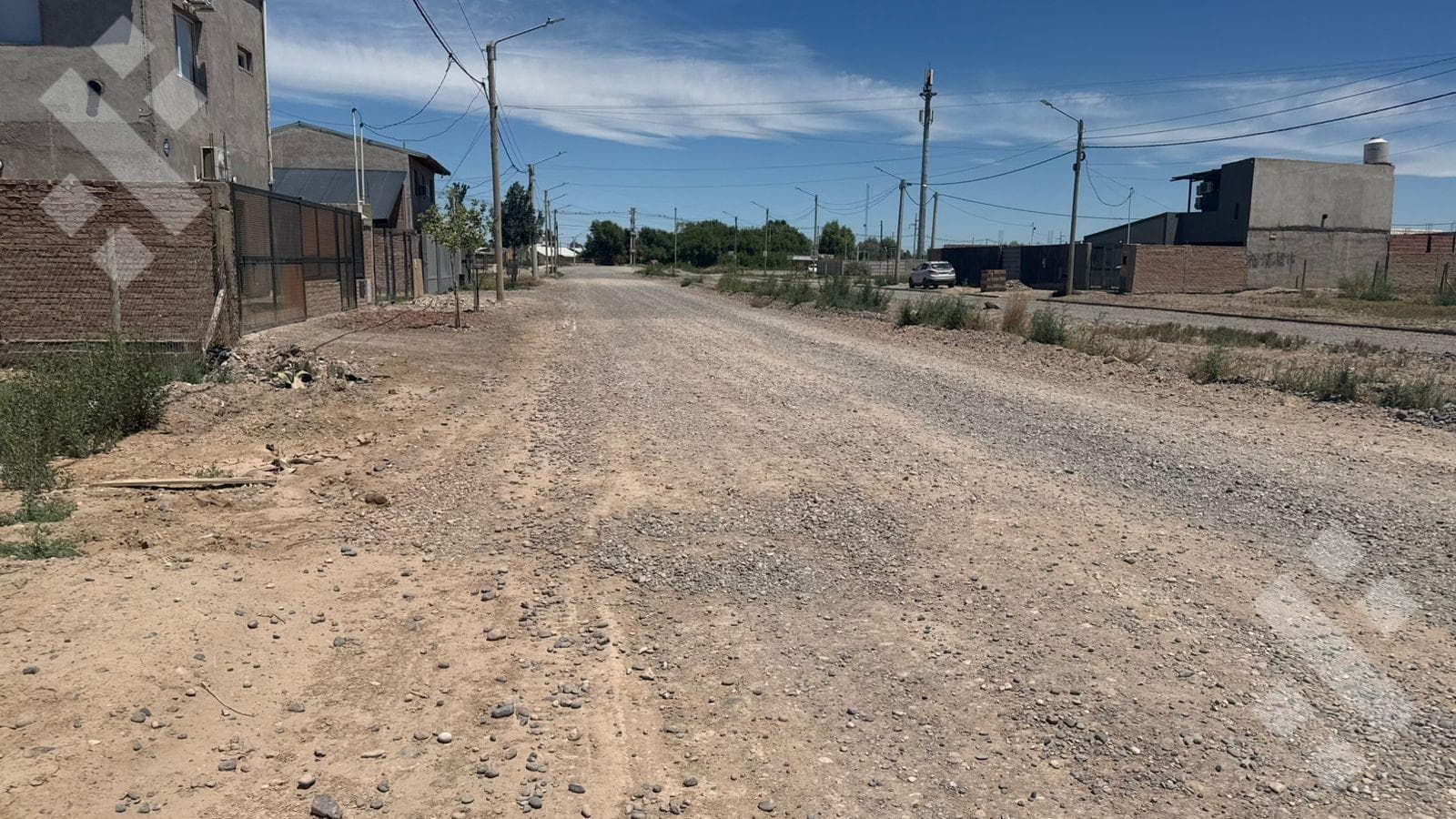 For Sale | 318 m² Lot | Distrito Vecinal Neighborhood | Cipolletti