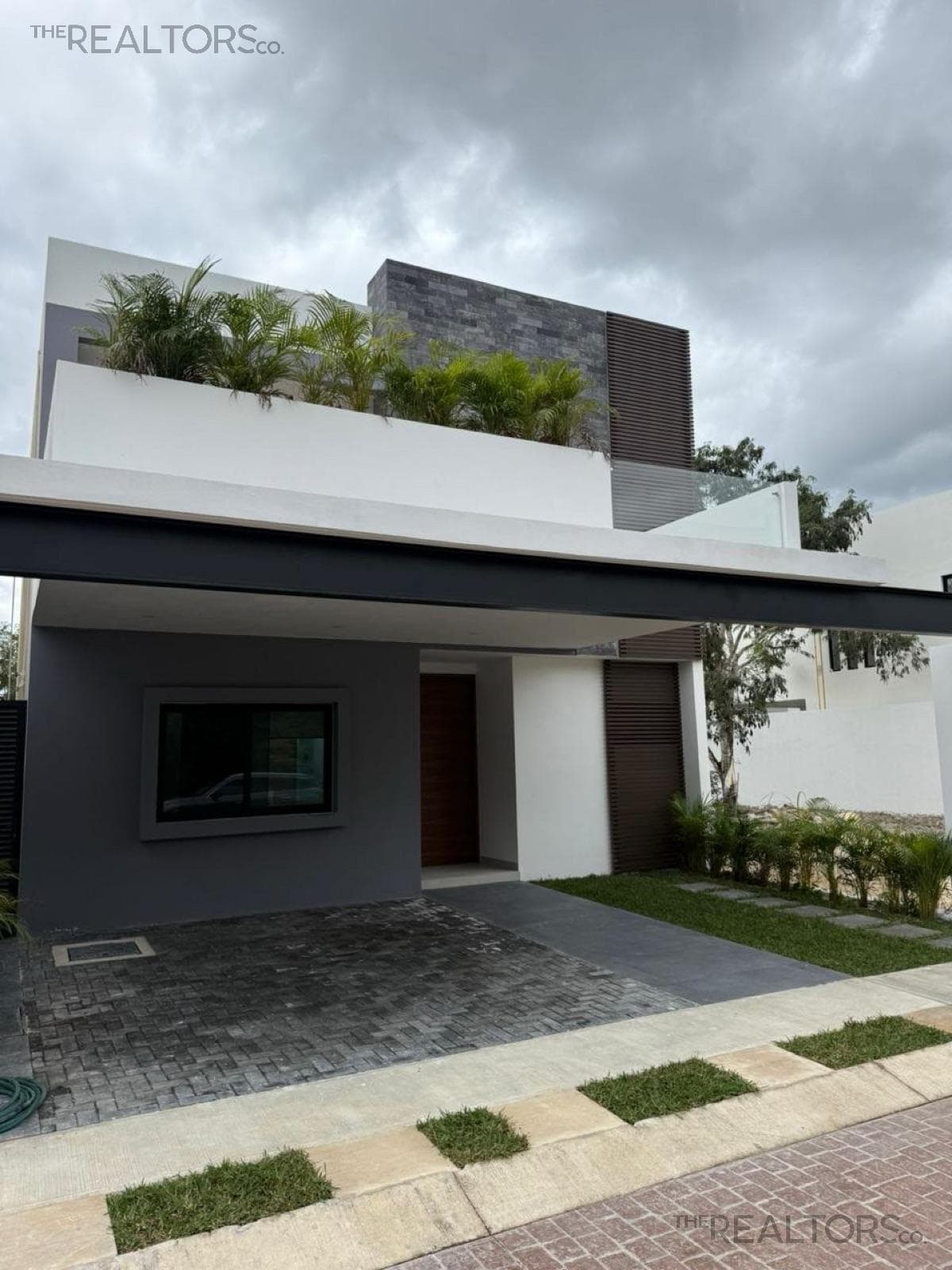 House in the Vía Cumbres Subdivision