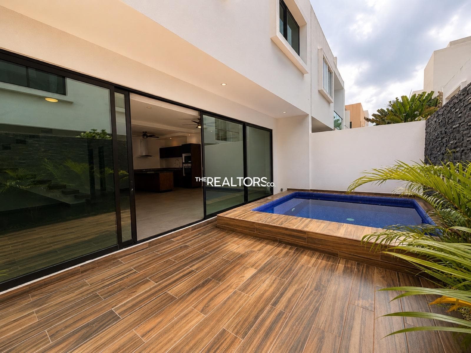 Home - Aqua Residencial