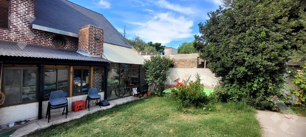 3-bedroom house for sale. Jardines del Rey. Neuquén City