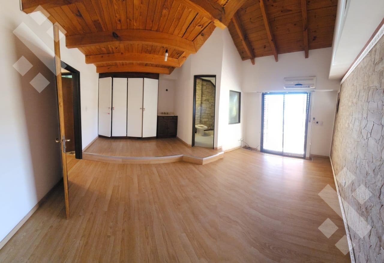 3-bedroom house for sale. Jardines del Rey. Neuquén City