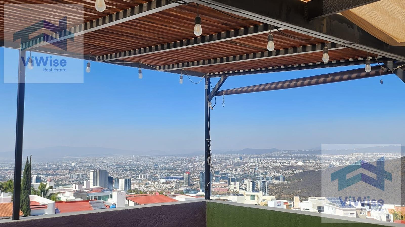 House for Sale with a Beautiful View | Cozy Home | House in the Cumbres del Cimatario Subdivision