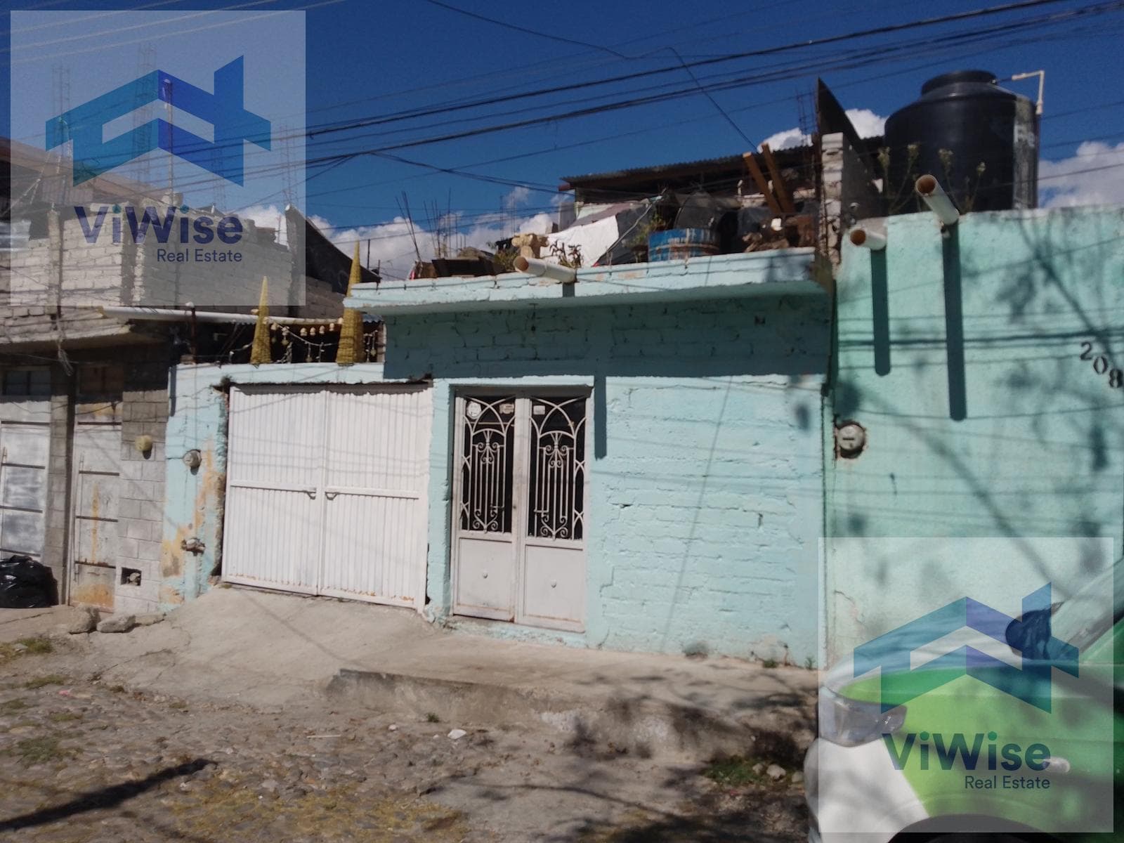 House for Sale in San Pedrito Peñuelas | Building Opportunity