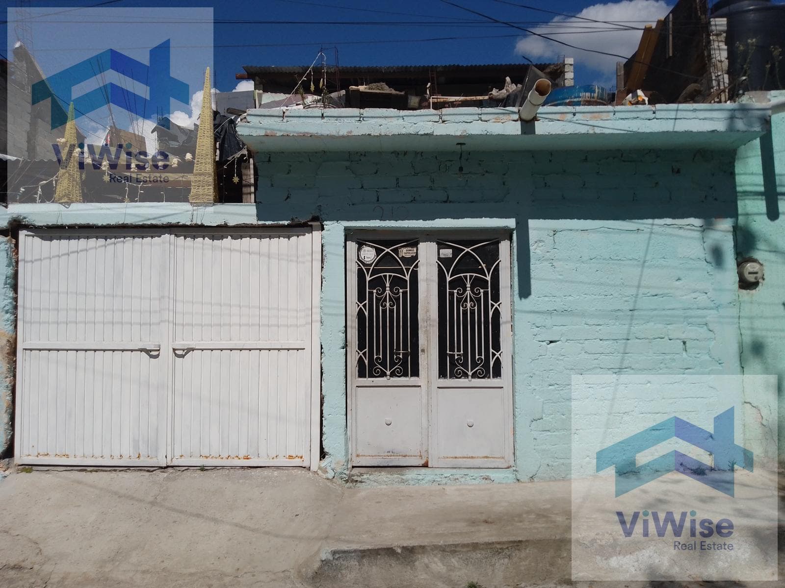 House for Sale in San Pedrito Peñuelas | Building Opportunity