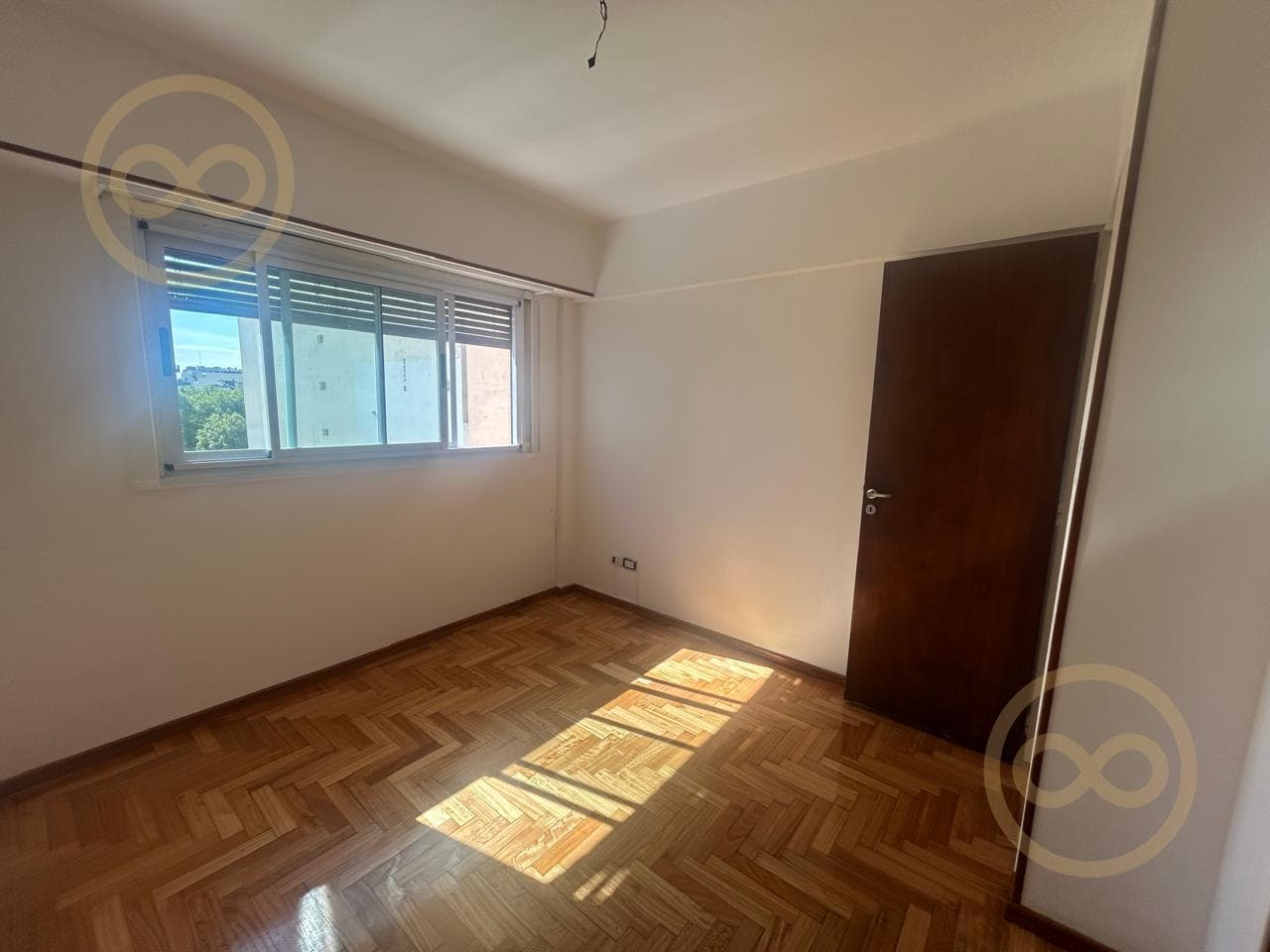 Bright 2-Room Apartment for Sale in the Heart of Villa Crespo