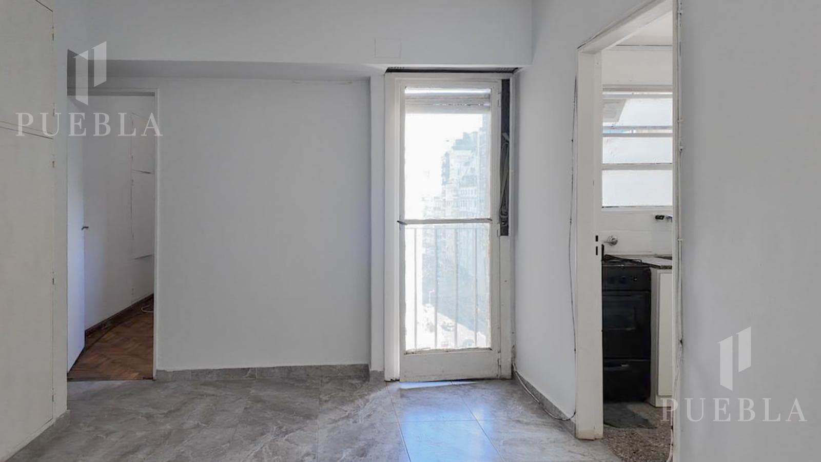 2-Room Apartment for Sale in Monserrat - Financing Available