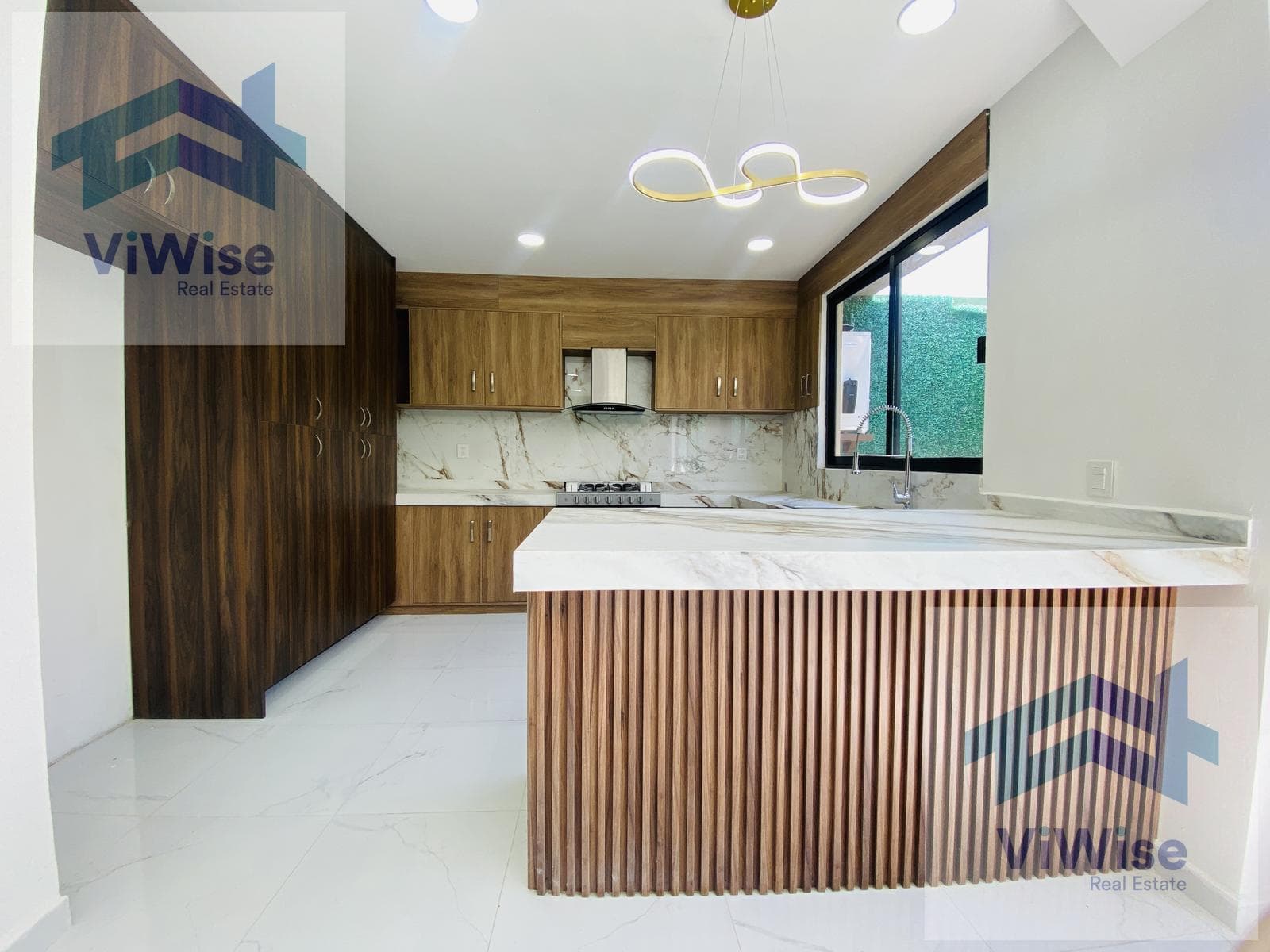 New Home for Sale, El Mirador