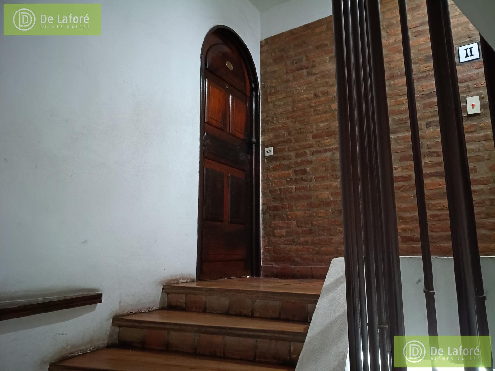 For Sale - 3-room apartment in Beccar with a balcony, garage, and storage room