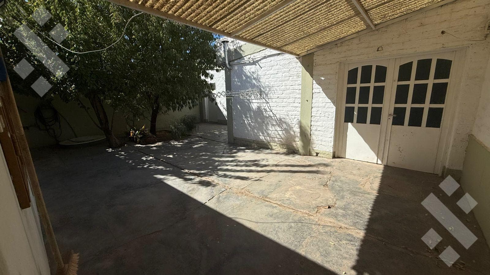 For Rent | 5-Bedroom House | La Sirena Neighborhood | Neuquén