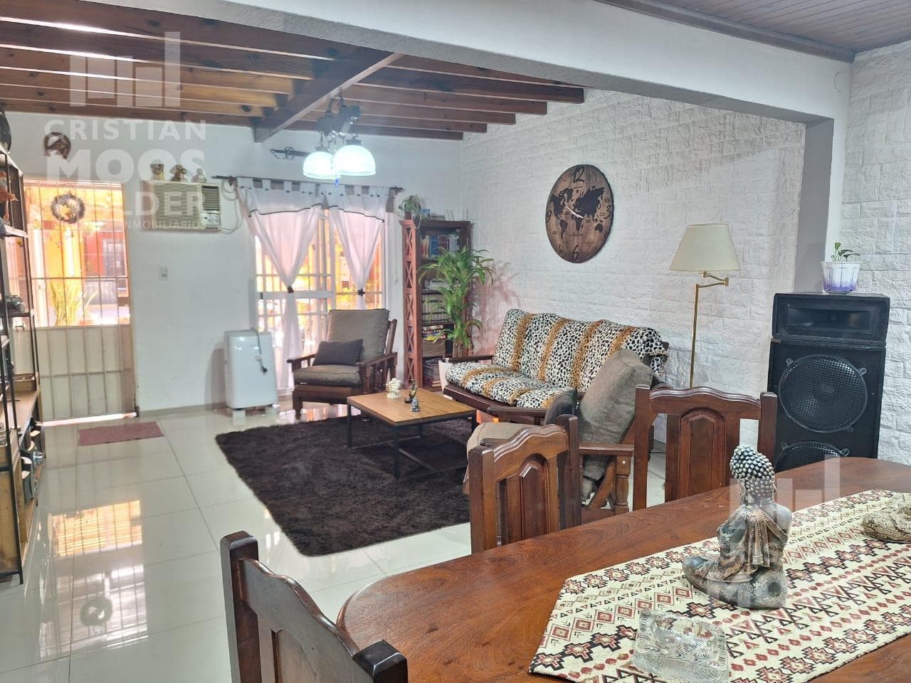 House in Escobar eligible for financing, with a large commercial space.